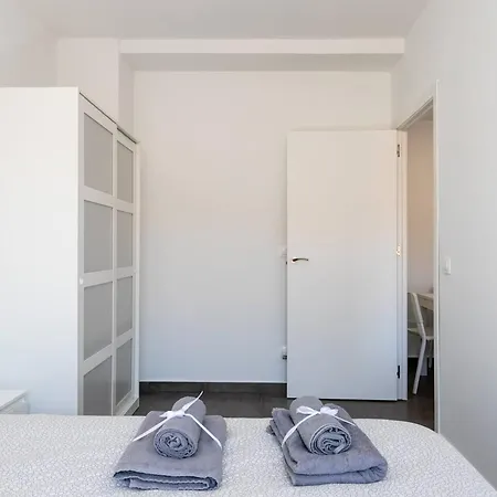 Spacious With Terrace In 120m² Air Conditioned *