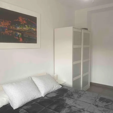 Spacious With Terrace In 120m² Air Conditioned